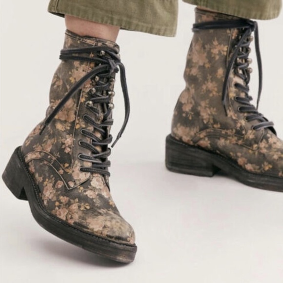 Free People Shoes - NEW Free People Santa Fe Lace-Up Leather Boots in Black Floral Sz. 8